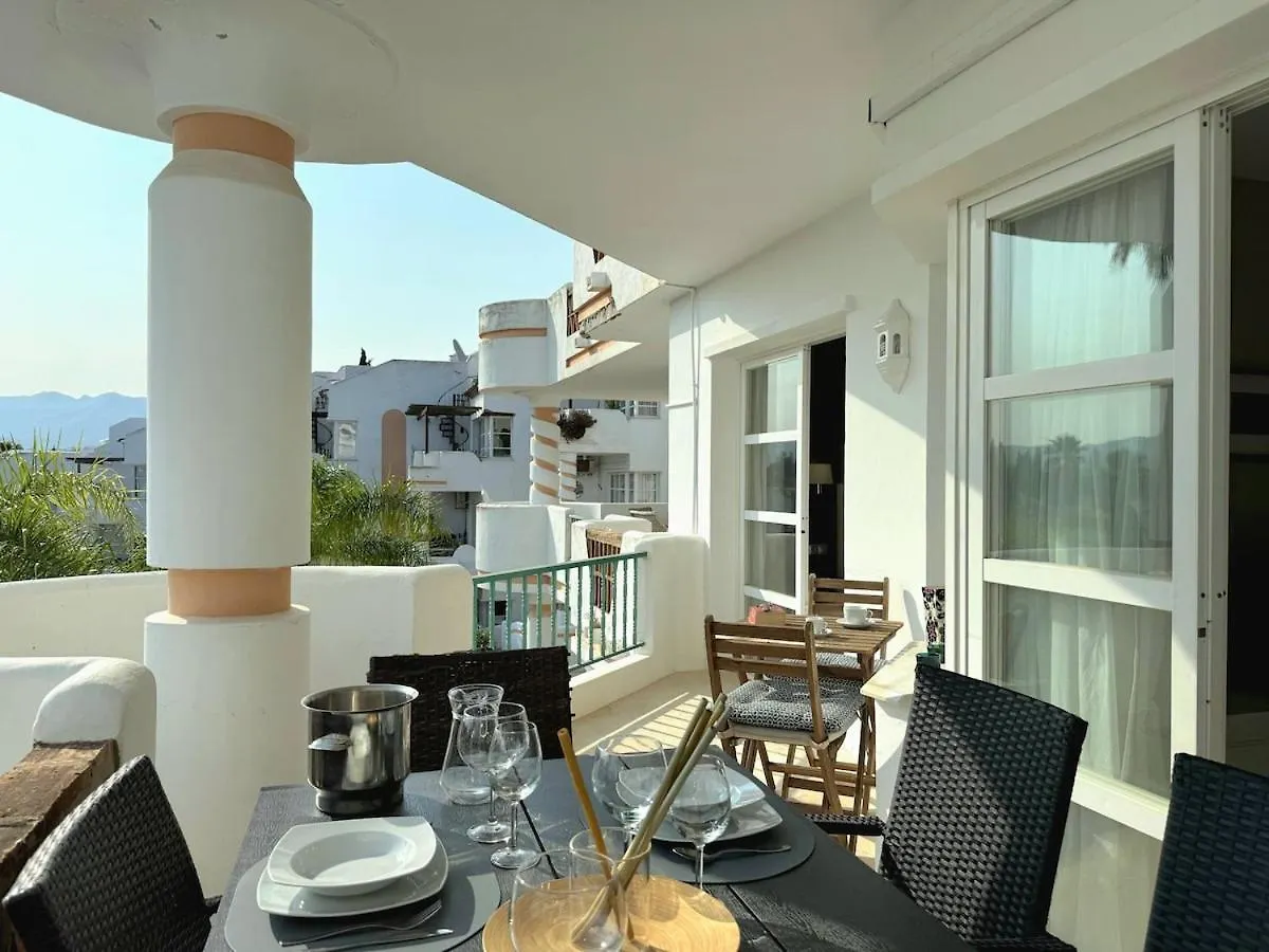 Gran Terraza Soleada Con Piscina En Mijas Golf Appartement Santa Fe de los Boliches Spanje